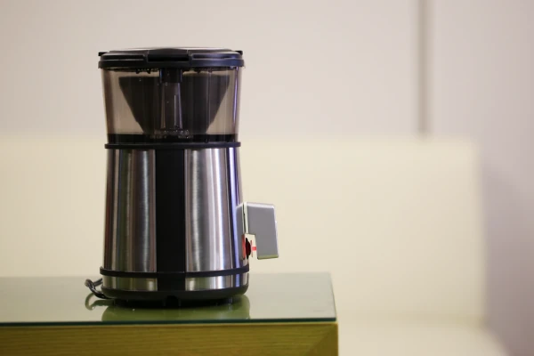 [视频]一键掌控所有按钮的Microbot Push 推进传统家电自动化