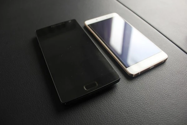 [多图]轻旗舰 氢体验：一加手机OnePlus X开箱上手