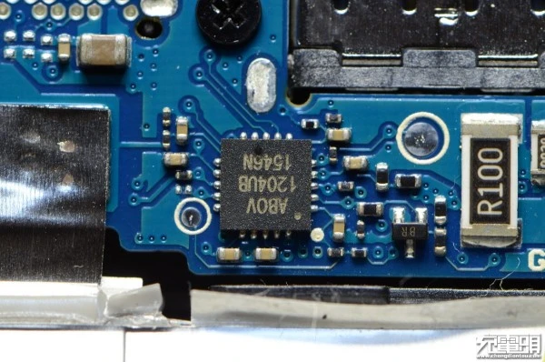 小米10000mAh移动电源高配版开箱与拆解