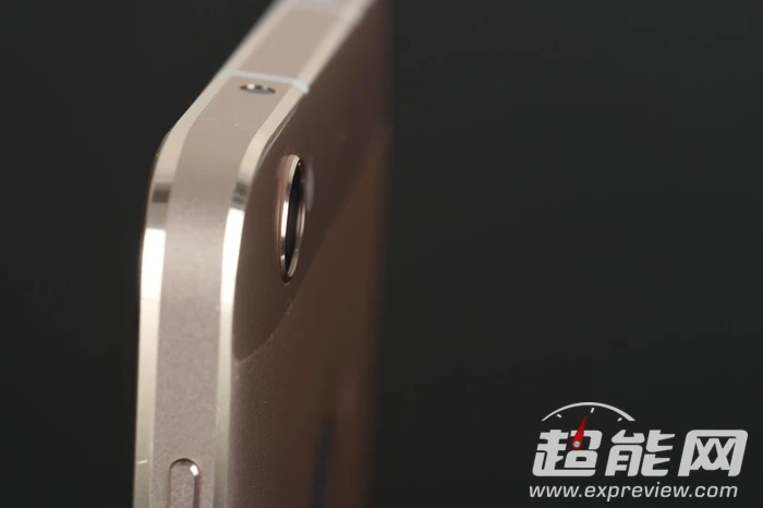 哪一点能让我们窒息?编辑谈乐1s手机上手体验