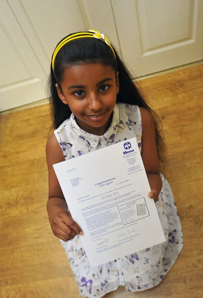 英10岁女孩智商高达162分超过爱因斯坦