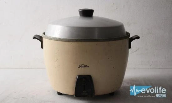 你妈妈用的电饭煲过时了吗？简谈电饭煲发展史