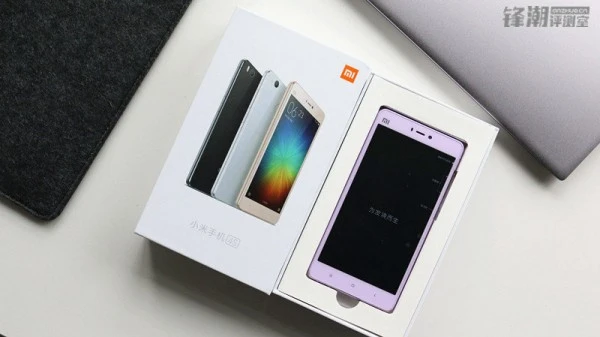 小米5的伴生花:小米4S淡紫版本开箱图赏