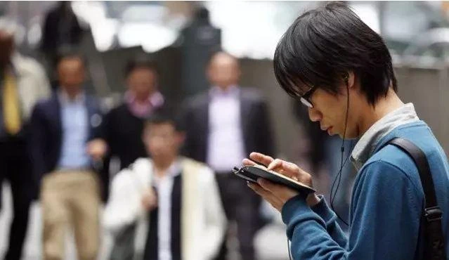 在线聊天该怎么打招呼？