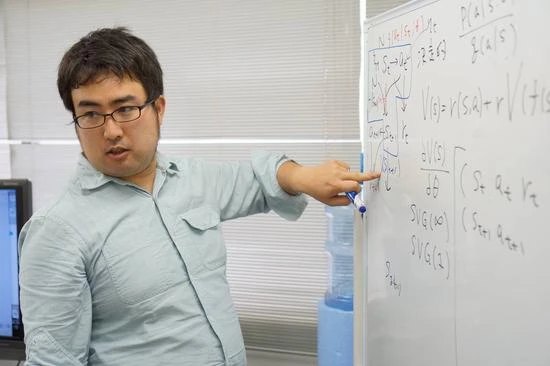 日本欲借人工智能技术复苏科技行业