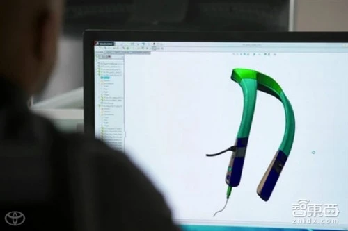 丰田“黑科技”实现盲人开车梦