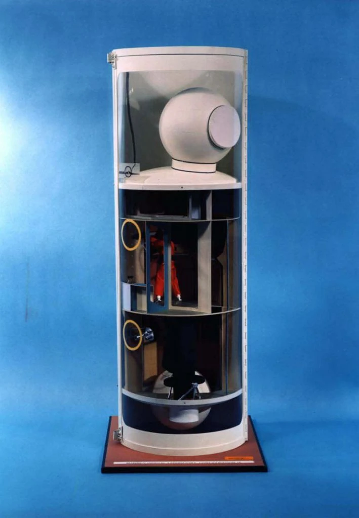 美国公布早期MOL载人间谍卫星照片