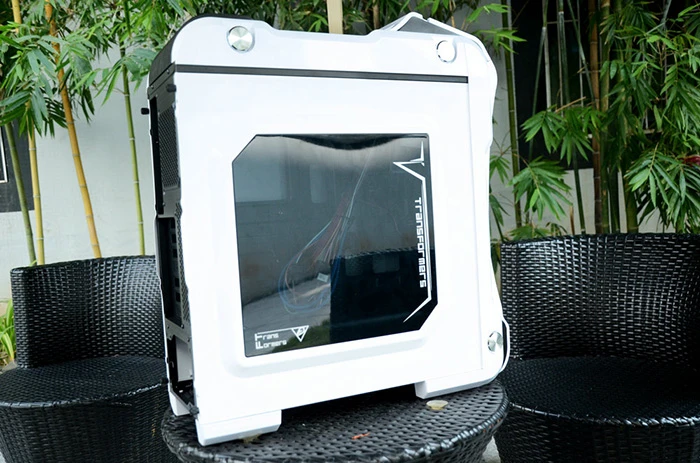 内部变身!游戏悍将刀锋-变形金刚3机箱升级到3+