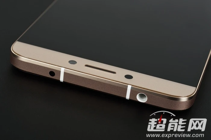 上秒苹果下秒友商,乐视超级手机1S开箱