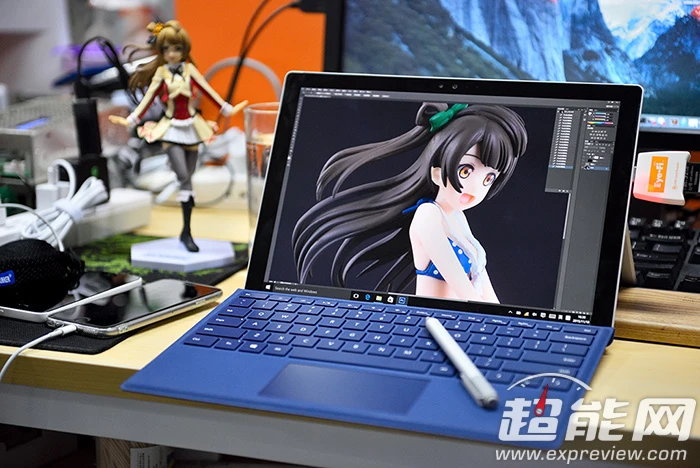 各方面都很优秀然而价格有争议，编辑谈Surface Pro 4上手体验 