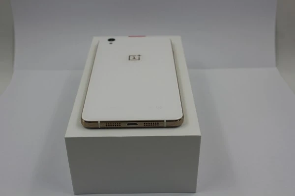 [多图]轻旗舰 氢体验：一加手机OnePlus X开箱上手