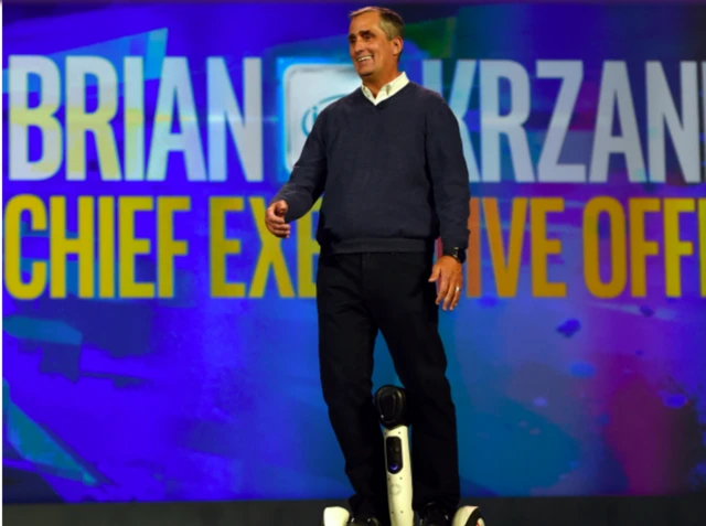 已加入豪华套餐？英特尔也在研发AR头显