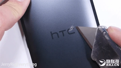 掰弯大神残酷虐机HTC 10：这次真服了