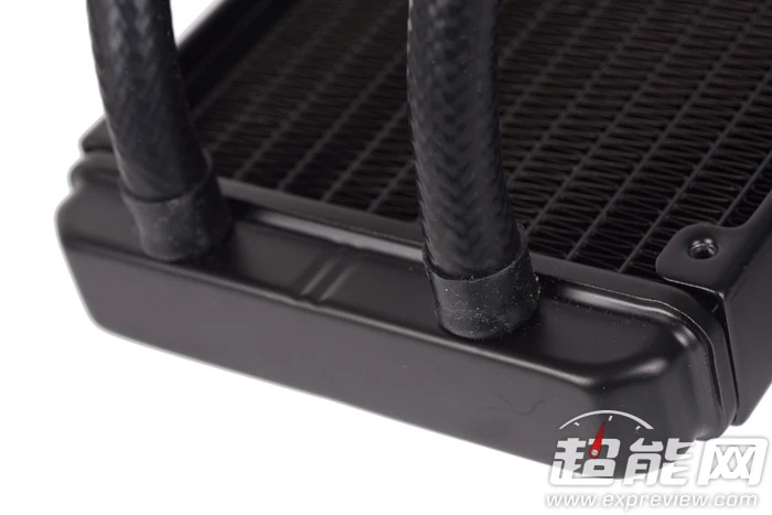 一次满足你两个愿望，ID-Cooling Hunter Duet一体式水冷评测 