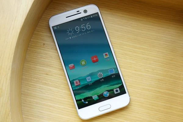 HTC Desire 830重现多下巴:说不出的苦