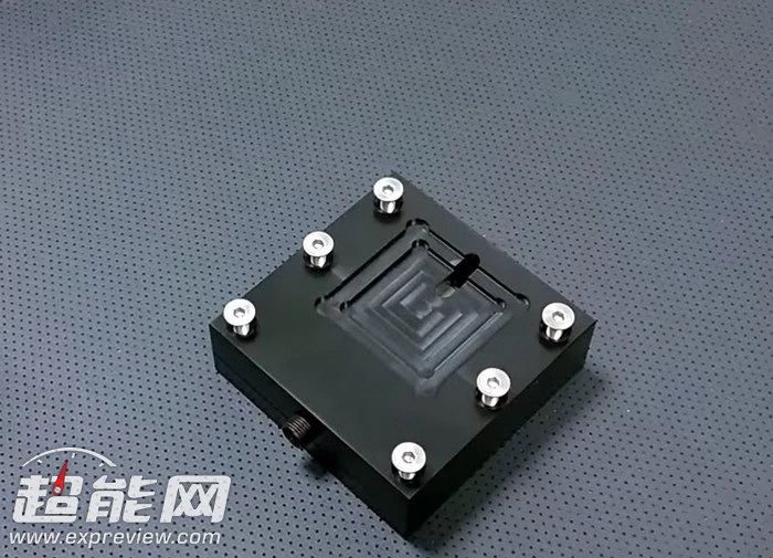 掀起你的盖头来，专为CPU开盖而生的小工具来了 