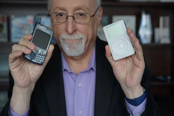 [音/视频]莫博士访谈：他收藏了哪些曾改变了IT行业的产品？