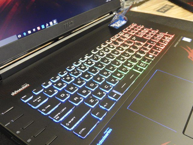 56万日元的微星游戏本就得这么装：GTX 980显卡，RAID 0硬盘 