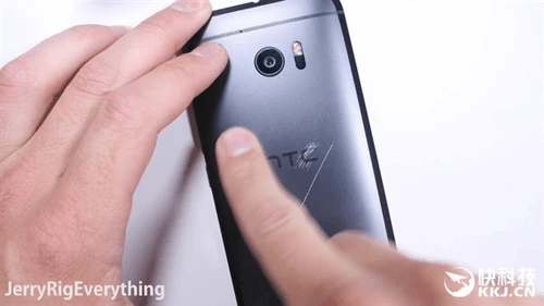 掰弯大神残酷虐机HTC 10：这次真服了