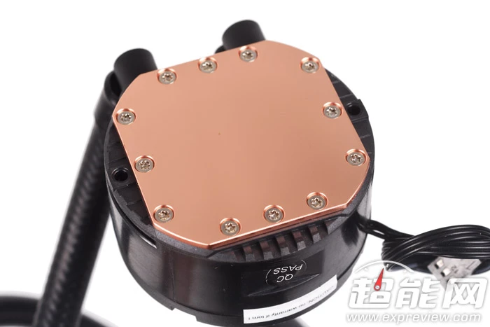 一次满足你两个愿望，ID-Cooling Hunter Duet一体式水冷评测 