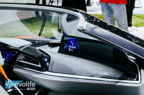 炫酷到极致：宝马带你玩转未来科技