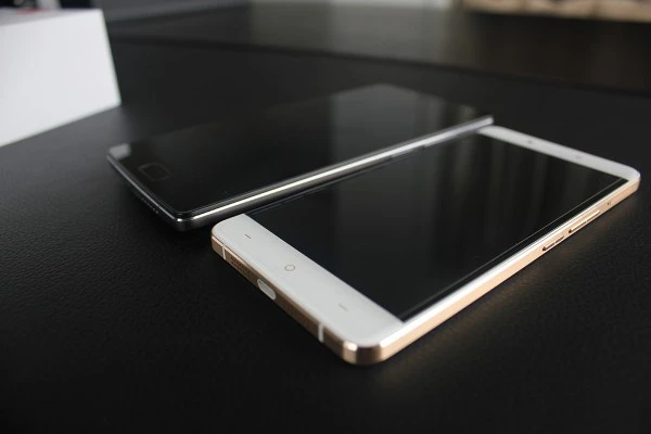 [多图]轻旗舰 氢体验：一加手机OnePlus X开箱上手