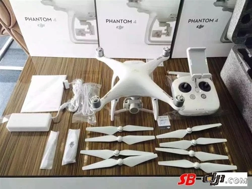 8999元!大疆精灵4开箱:精致高颜