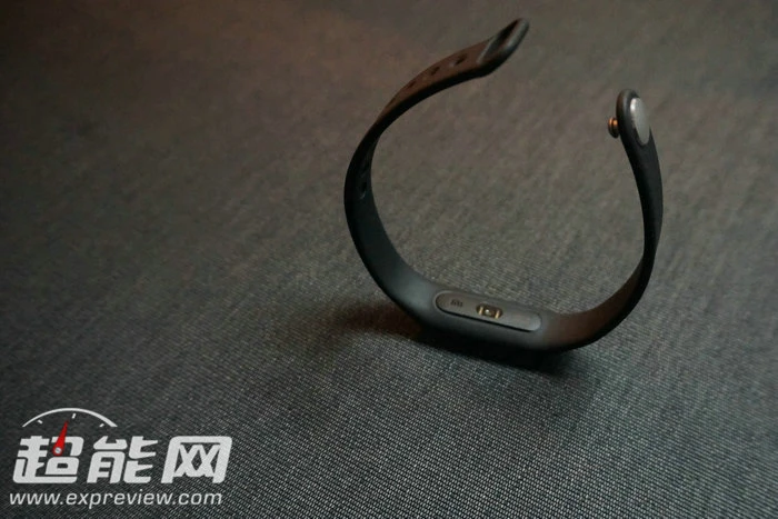 99元能让你更健康吗？小米手环光感版快速体验 