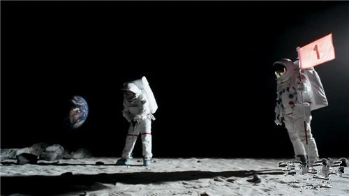 戴尔的VR第一步：体验月球高尔夫