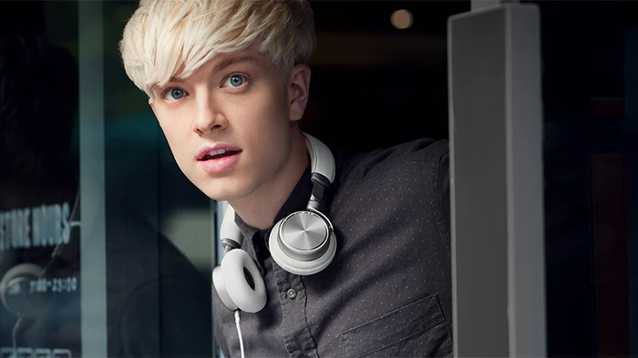 用日本技术吊打日本天龙，魅族发布首款头戴式耳机HD50 