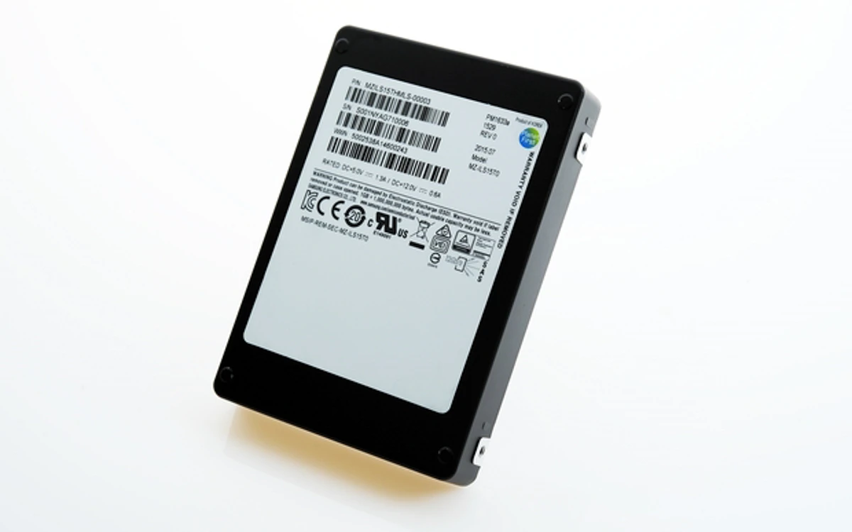 三星新出的固态硬盘，容量世界第一