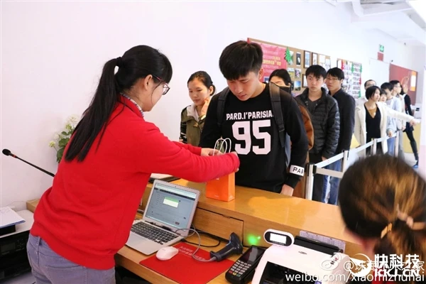 1999元小米5今日线下现货开卖！米粉太疯狂