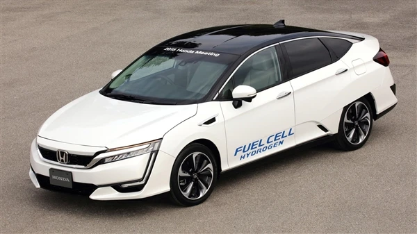本田首款燃料电池车开卖!“充电”三分钟能跑750km