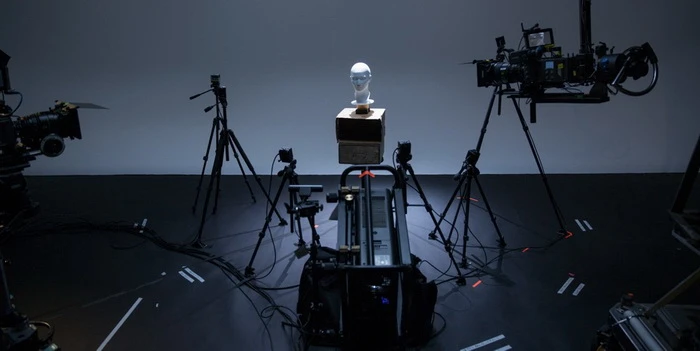 只会美图秀秀的妹子看这里，Intel都可以让你虚拟化妆了 