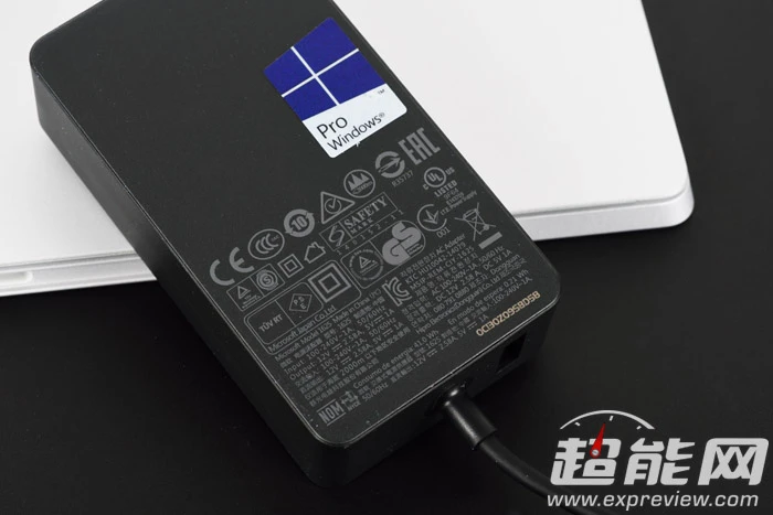 微软告诉你们什么才是Windows平板,Surface Pro 4开箱图赏