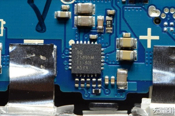 小米10000mAh移动电源高配版开箱与拆解