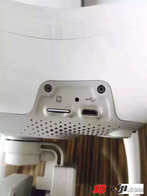 8999元!大疆精灵4开箱:精致高颜