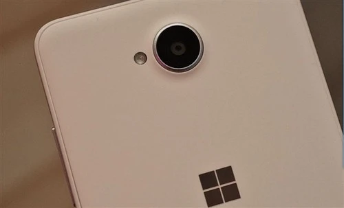 Win10美机!Lumia的绝唱650来了