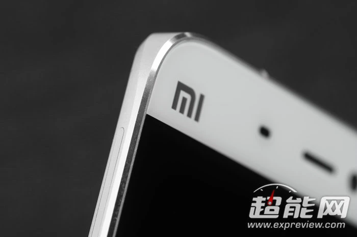 很美狠快能否打动我们？编辑谈小米手机5上手体验 