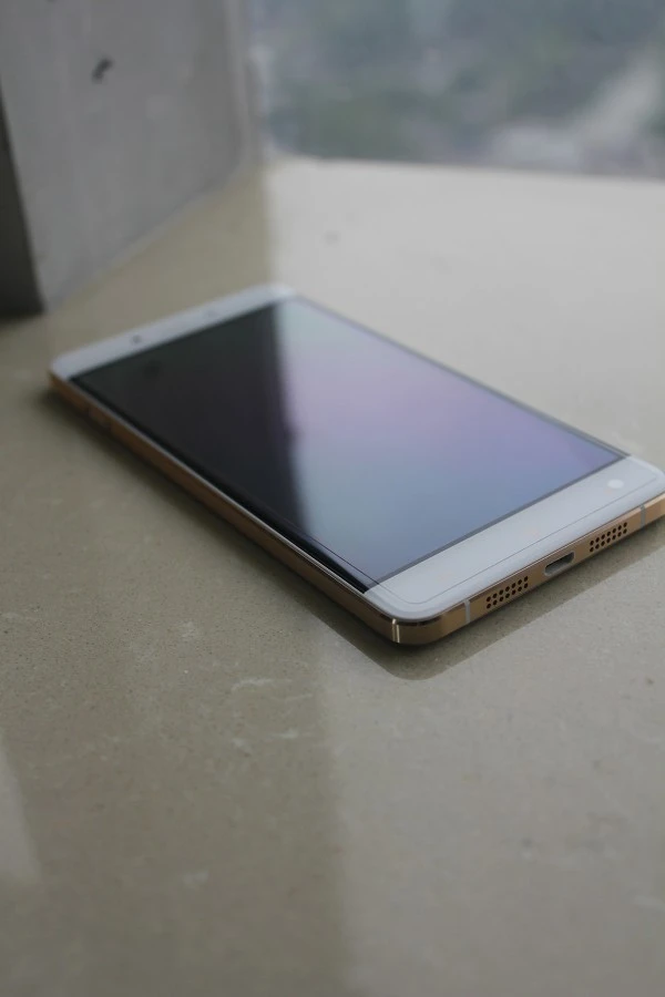 [多图]轻旗舰 氢体验：一加手机OnePlus X开箱上手