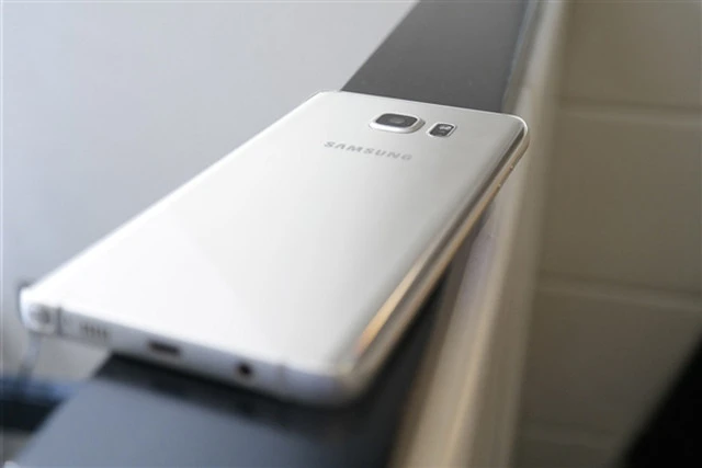 三星Note 6启动固件开发:或8月中旬发布