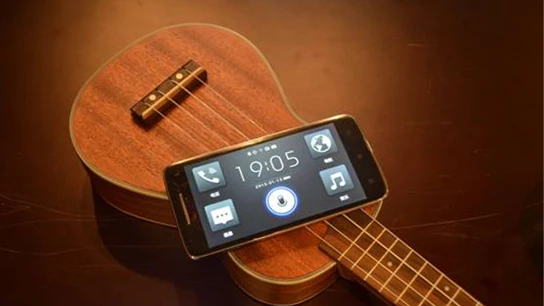 国产手机挺进高端胜算几何？