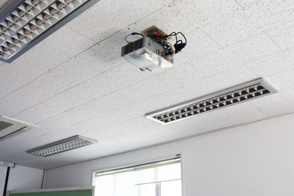 [视频]一键掌控所有按钮的Microbot Push 推进传统家电自动化