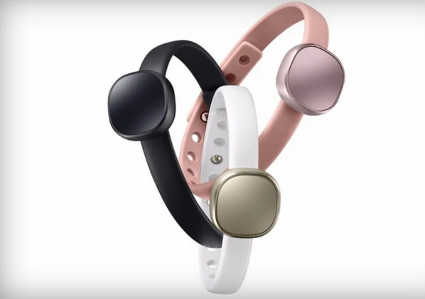 三星推出“魅力”健身追踪器 以全新设计吸引眼球