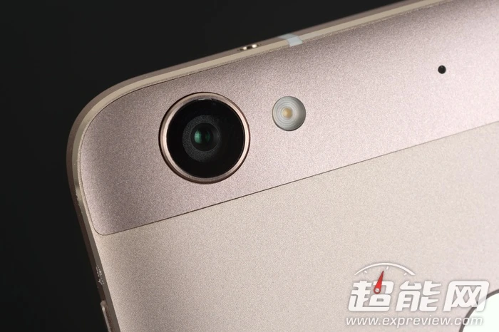 上秒苹果下秒友商,乐视超级手机1S开箱