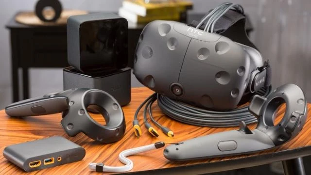 迄今为止最好的虚拟现实头盔都在这儿