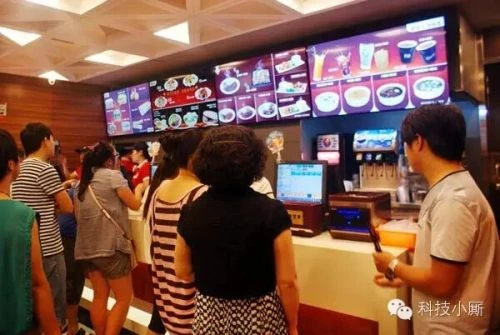 谁在物联网里玩儿标准？ 数字标牌成试验田