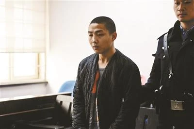 控制他人电脑卖流量 90后黑客获刑1年