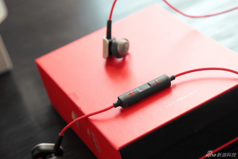 所谓的3D耳机到底是什么鬼,看完这篇你就知道了