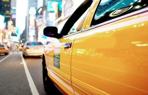 为何苹果花10亿美元选择滴滴,而不是 Uber ?